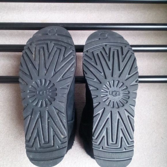 UGG Classic Mini Bailey Button Bling Gray Grey Suede Ankle  UGG Women Classic Bling Mini Suede Boots - NEW
